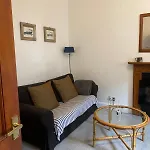 1 Bed Flat Near Edinburgh Castle