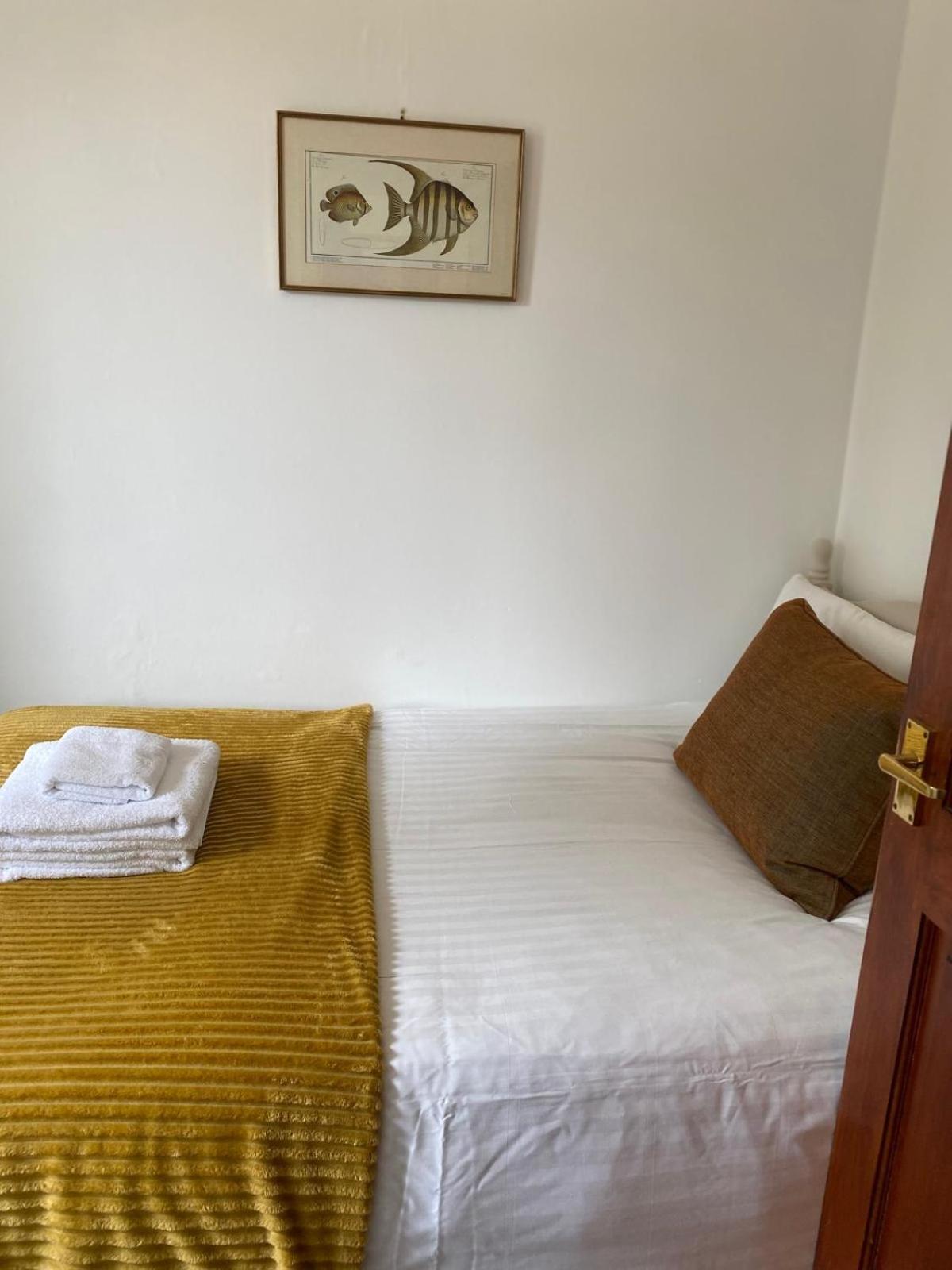 1 Bed Flat Near Castle *