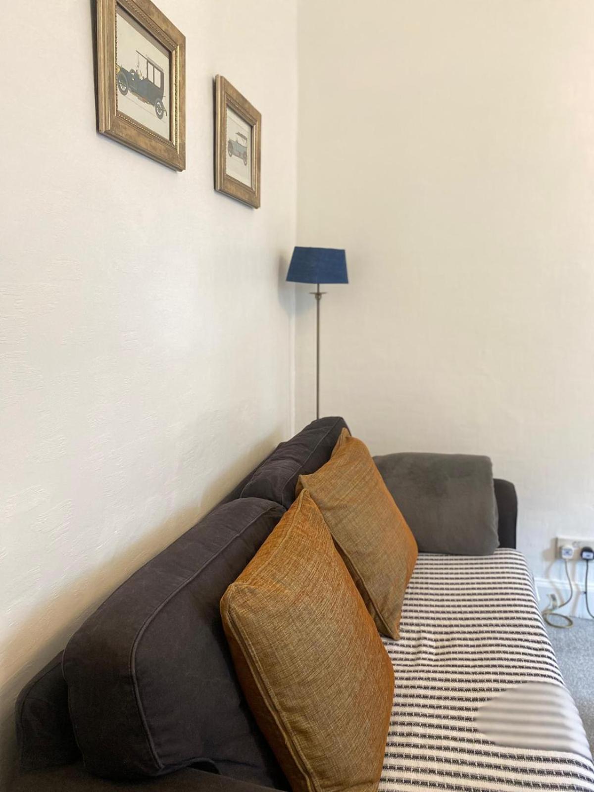 1 Bed Flat Near Castle Apartment